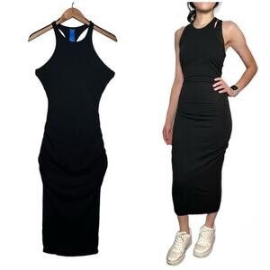 Kit and Ace | Women | Cashmere Blend Black Sporty Stretch Bodycon Midi Dress | 2